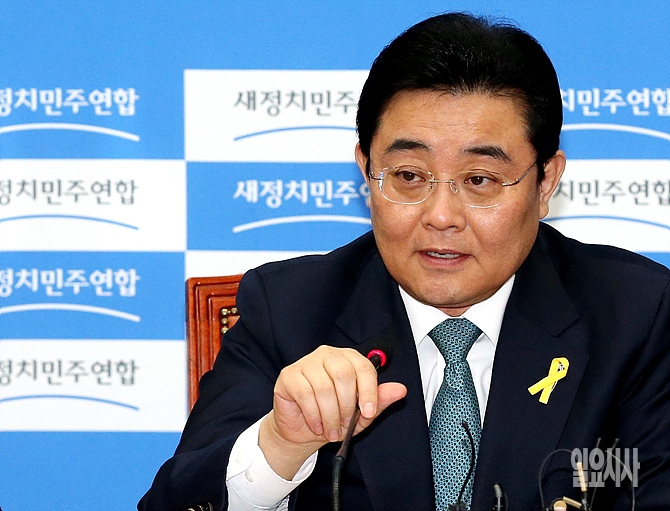 최근 20대총선 공천에서 탈락한 더불어민주당 전병헌 의원
