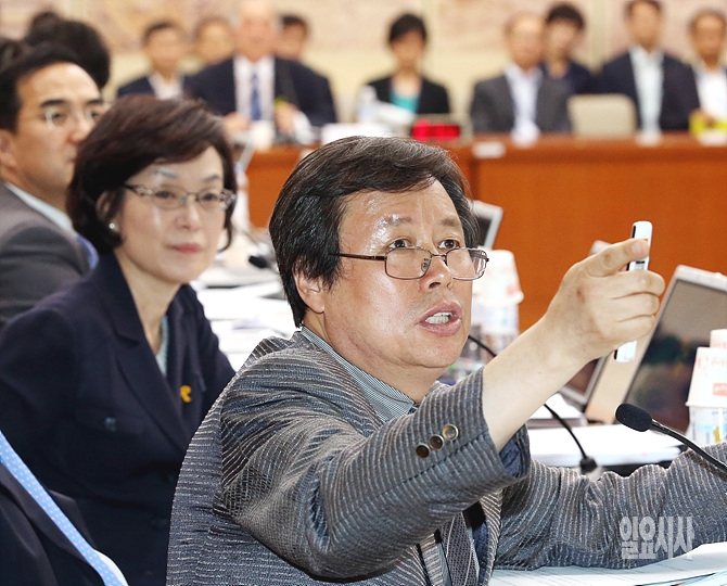 도종환 더불어민주당 의원