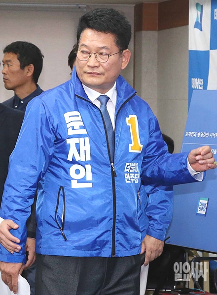 탈원전 재검토를 주장하고 나선 비문(비 문재인)계 송영길 더불어민주당 의원 ▲ 탈원전 재검토를 주장하고 나선 비문(비 문재인)계 송영길 더불어민주당 의원